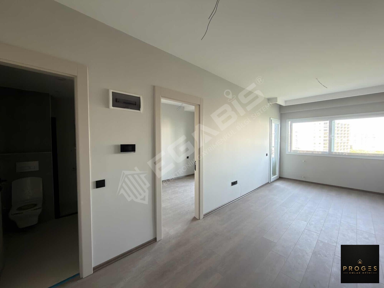 PROGES'TEN TÖMÜK'TE DENİZ MANZARALI KİRALIK 1+1 DAİRE - 7