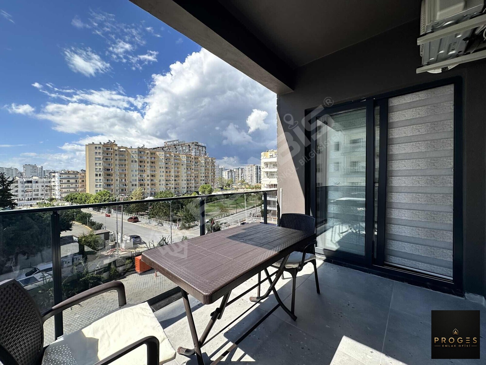 PROGES'TEN DENİZE 50 MT SATILIK 1+1 DAİRE - 15