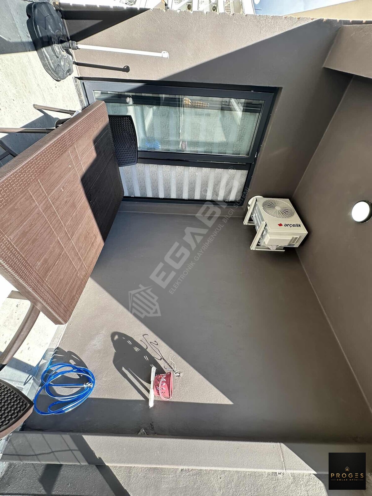 PROGES'TEN DENİZE 50 MT SATILIK 1+1 DAİRE - 16