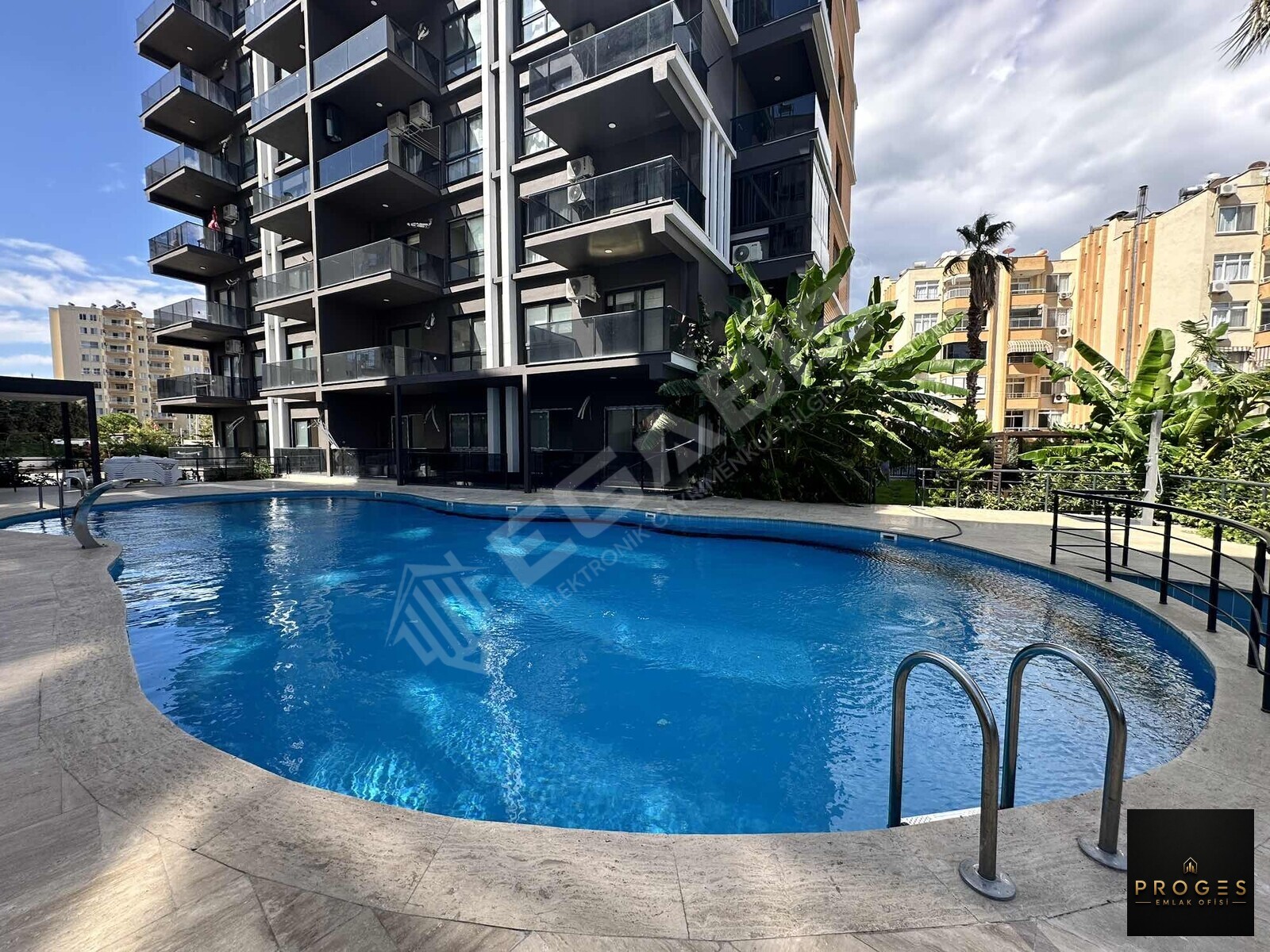 PROGES'TEN DENİZE 50 MT SATILIK 1+1 DAİRE - 24