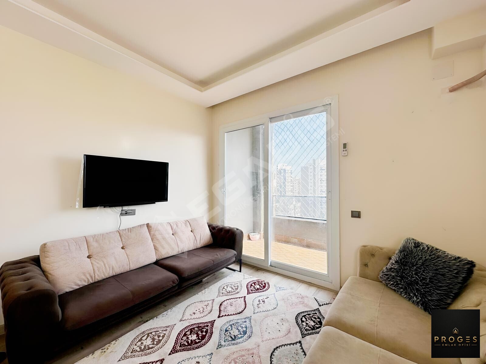 PROGES'TEN SATILIK 1+1 EŞYALI DAİRE - 2