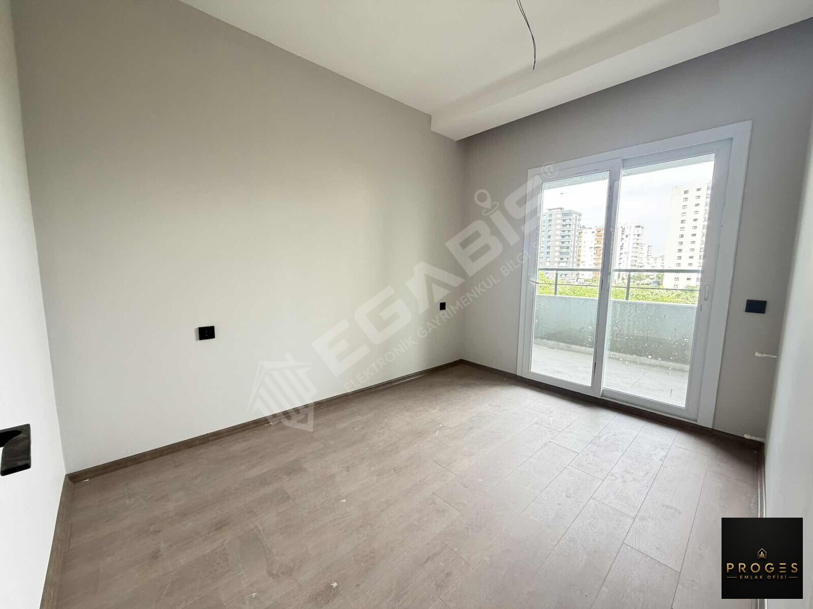 MERSİN ERDEMLİ TÖMÜK DENİZE 200 Mt 50m2 NET 1+1 - 14
