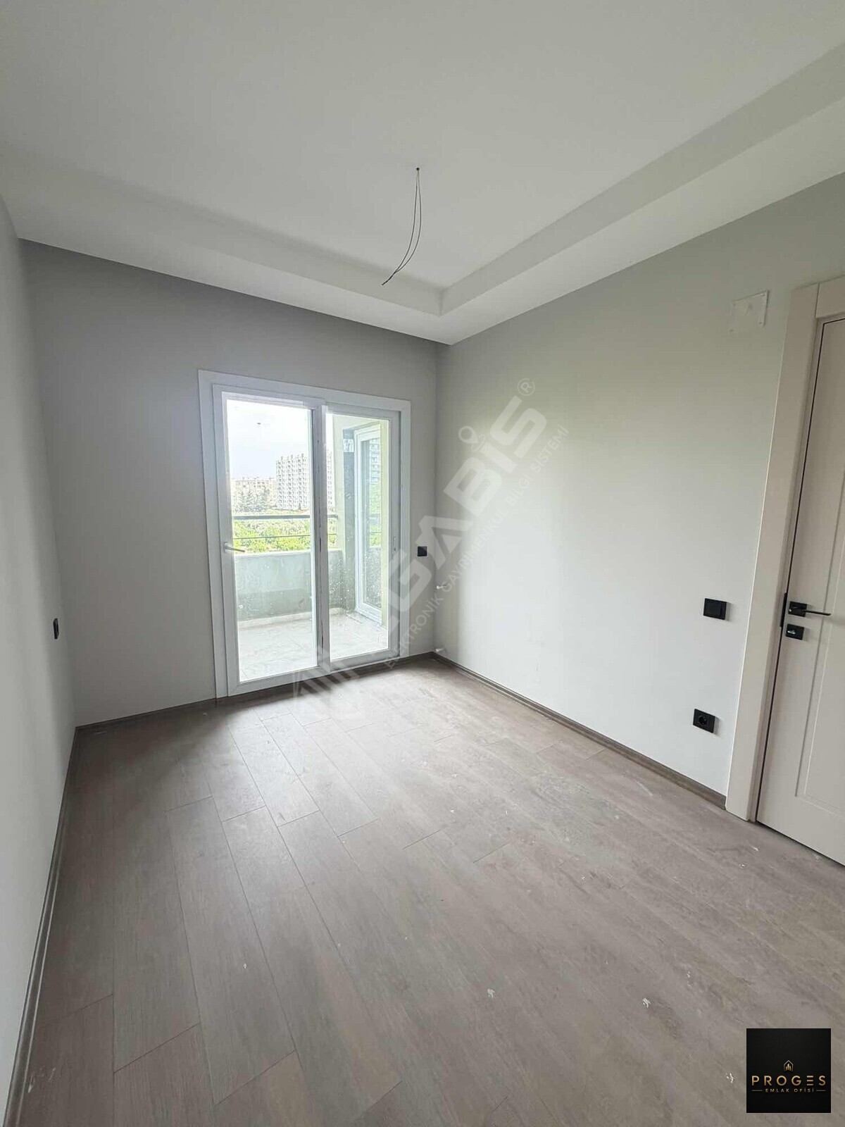 MERSİN ERDEMLİ TÖMÜK DENİZE 200 Mt 50m2 NET 1+1 - 15