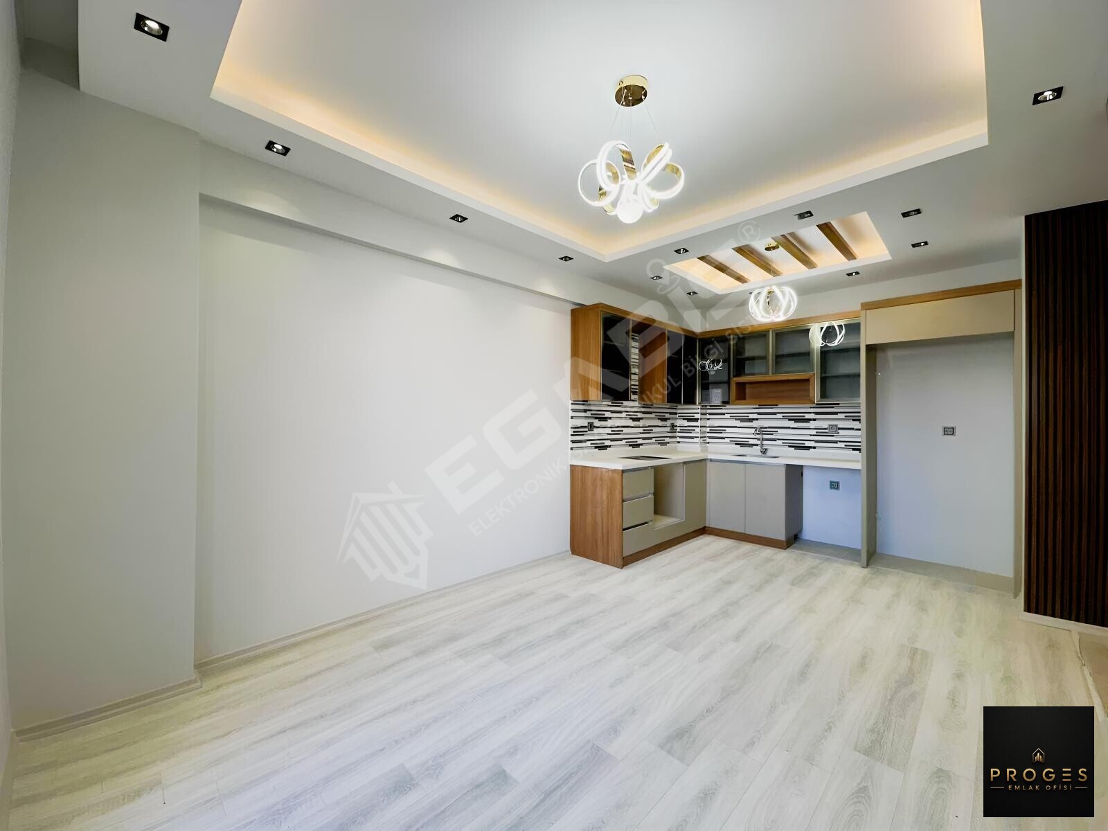 TÖMÜKTE DENİZ MANZARALI LÜKS KONSEPT SİTEDE SATILIK 1+1 DAİRE - 2