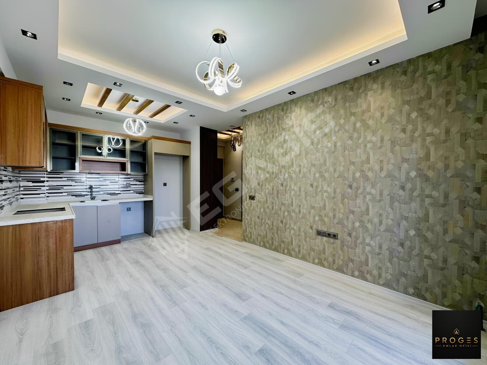 TÖMÜKTE DENİZ MANZARALI LÜKS KONSEPT SİTEDE SATILIK 1+1 DAİRE - 3