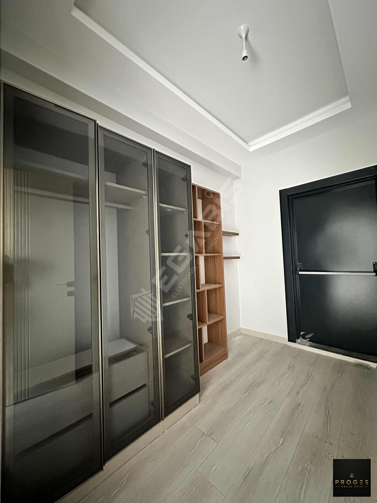 PROGES'TEN TÖMÜKTE GENİŞ DAİRE SEVERLERE ÖZEL SATILIK 2+1 DAİRE - 14