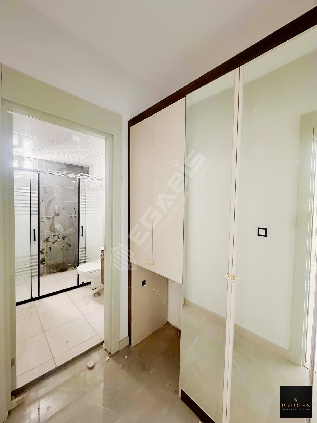 TÖMÜK'TE SİTE İÇERİSİNRE 2+1 BAĞIMSIZ MUTFAK KİRALIK DAİRE - 34