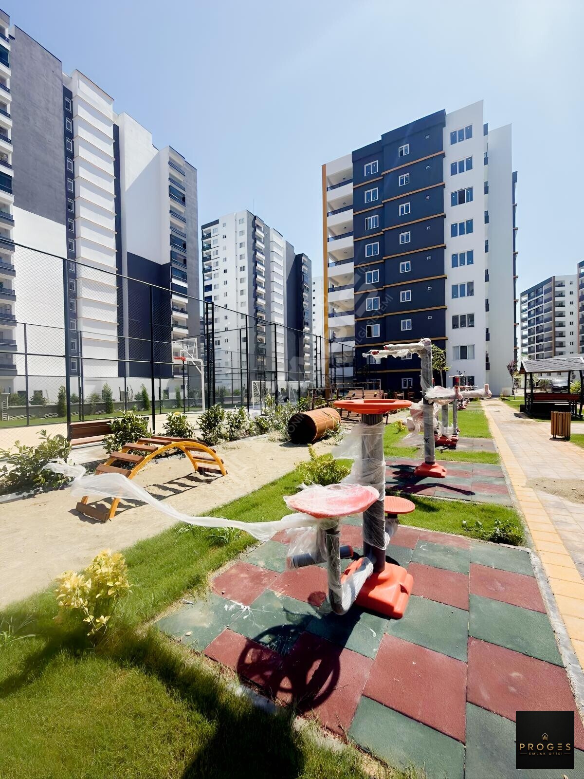 PROGES'TEN TÖMÜK MAH SOSYAL ALANI BOL 60M2 NET 1+1 KİRALIK - 23