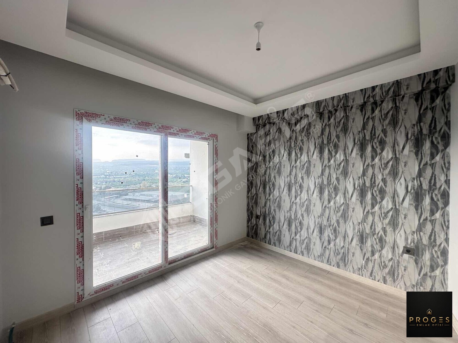 PROGES 'DEN TÖMÜK 'DE LÜKS COMPLEKSTE KİRALIK DAİRE - 9