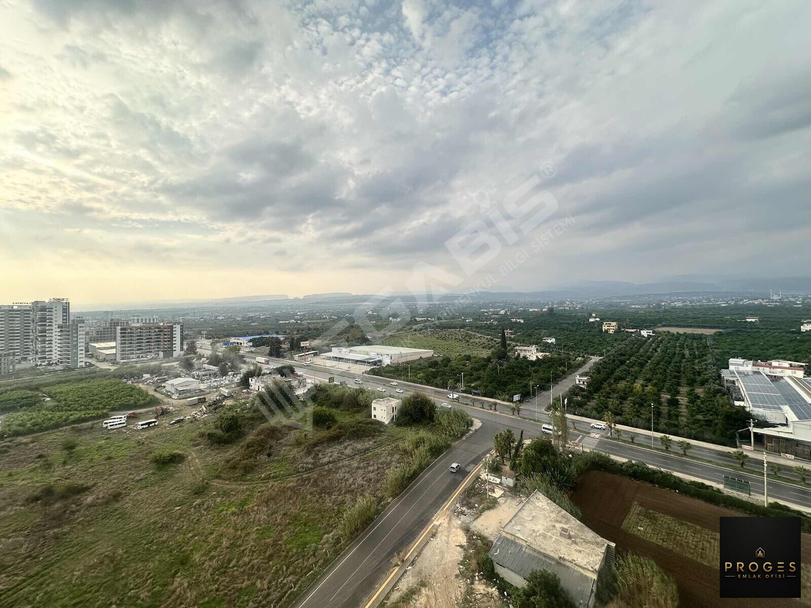 PROGES 'DEN TÖMÜK 'DE LÜKS COMPLEKSTE KİRALIK DAİRE - 17