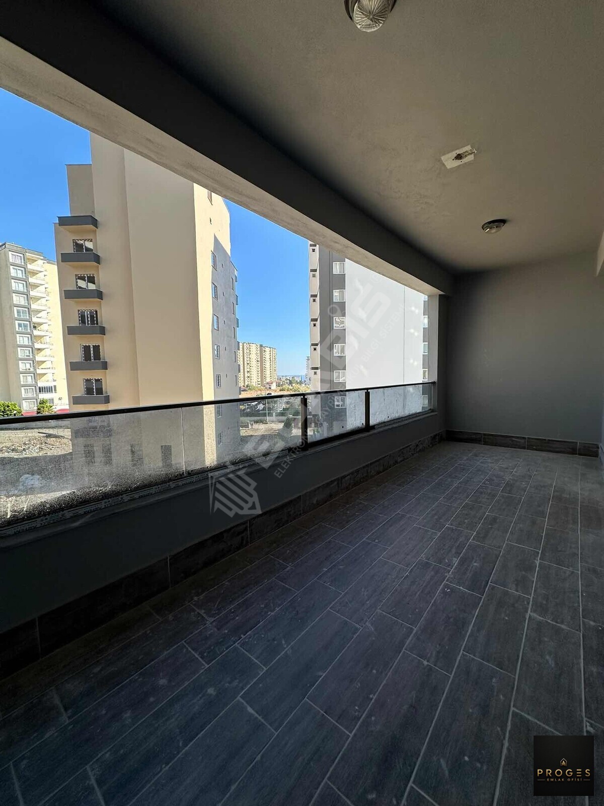 PROGES 'DEN SOSYAL DONANIMLI MARKA PROJEDE SATILIK 1+1 DAİRE - 4