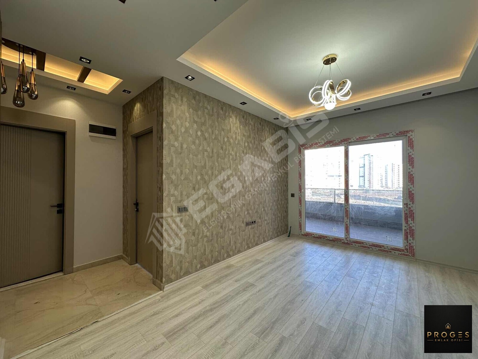 PROGES 'DEN SOSYAL DONANIMLI MARKA PROJEDE SATILIK 1+1 DAİRE - 12