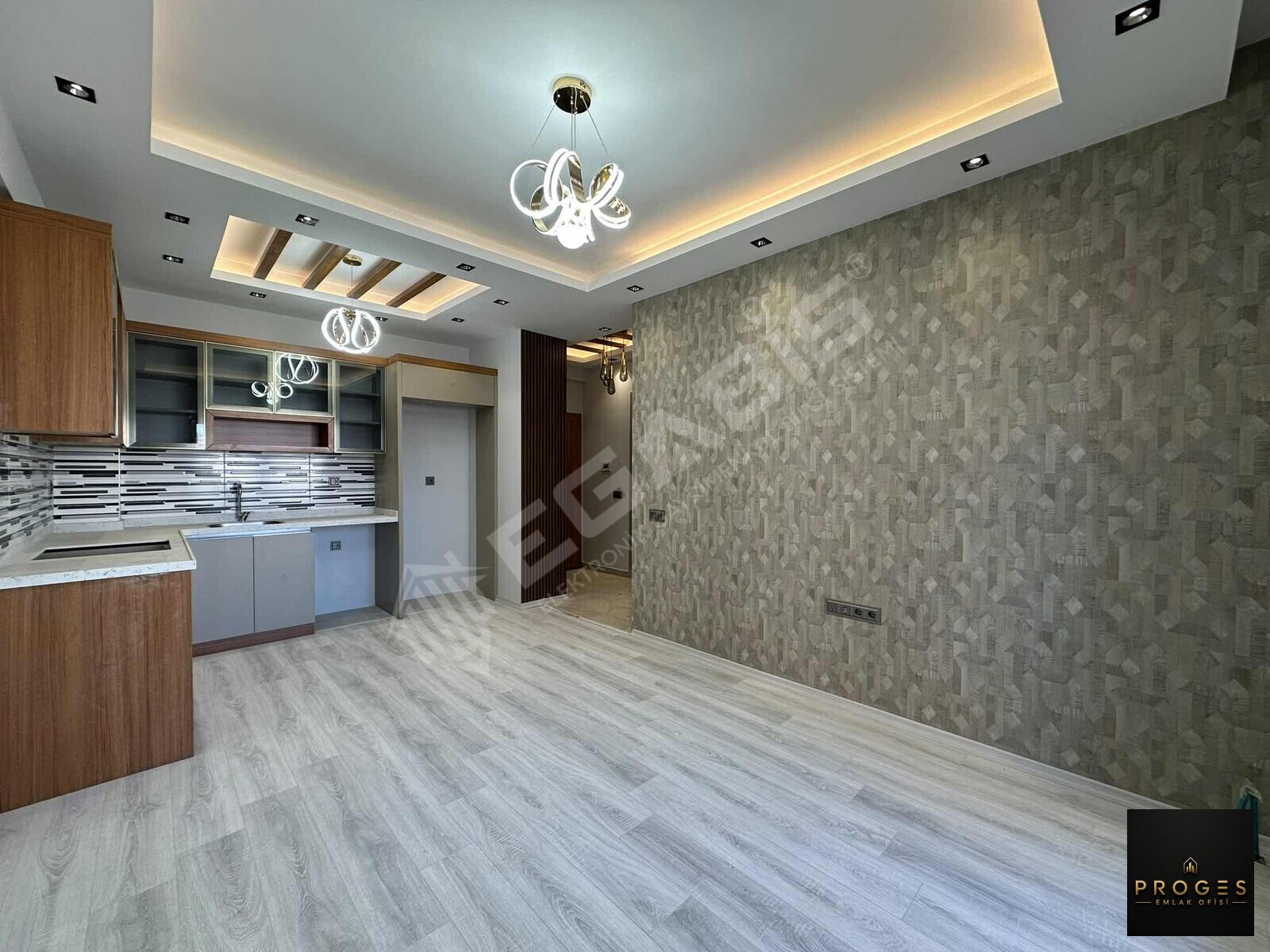 PROGES 'DEN SOSYAL DONANIMLI MARKA PROJEDE SATILIK 1+1 DAİRE - 14
