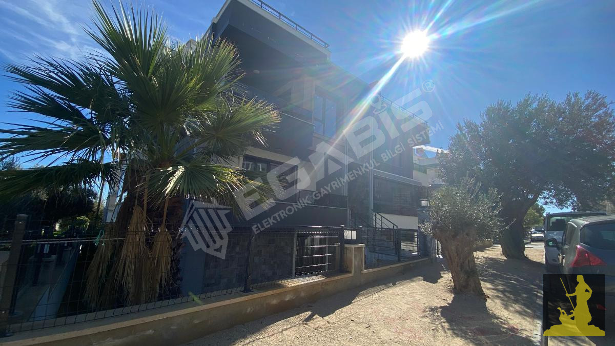 ALTINOLUK’TA SIFIR 4+1 TERS DUBLEKS – BAHÇELİ, YERDEN ISITMALI, MODERN TASARIMLI LÜKS DAİRE!