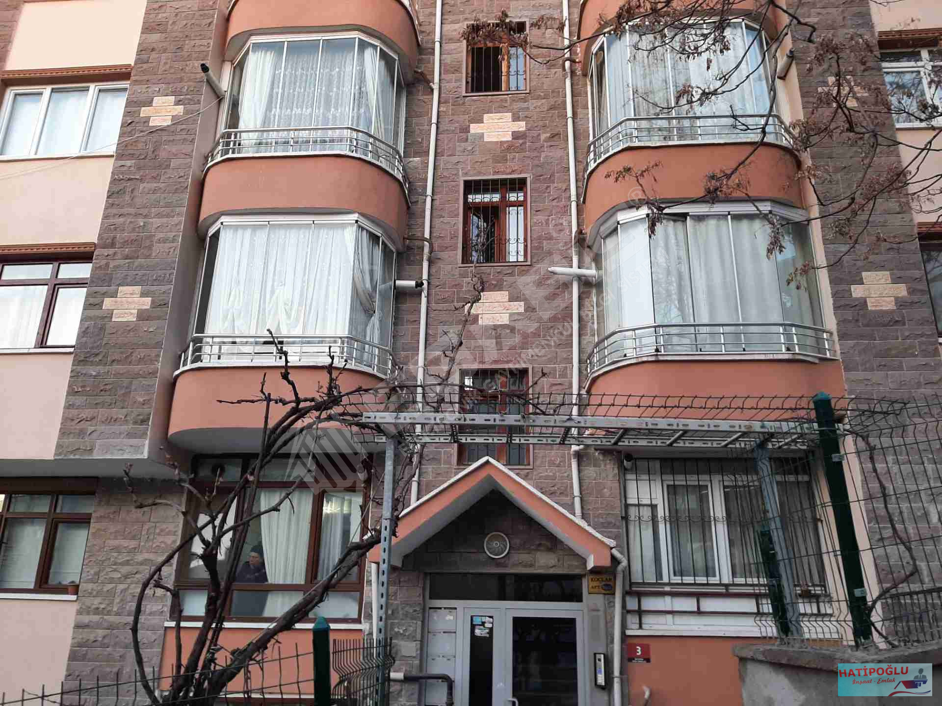 ŞAFAK MAH.(MİLLET BAHÇESİ YAKINI) Y. GİRİŞ-3+1-TERASLI DAİRE - 12