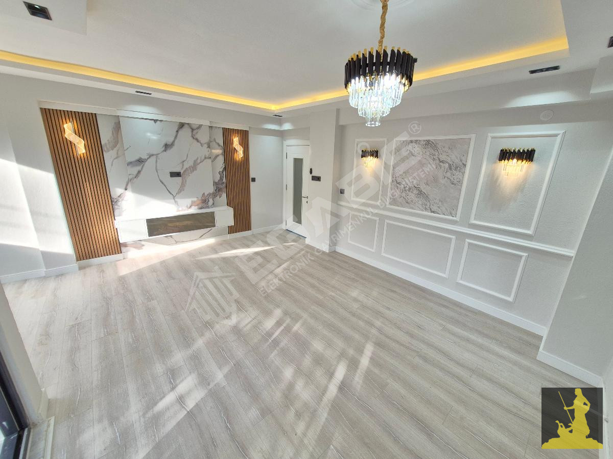 Ön Cephe 2+1 Satılık Daire 90 m² Denize 850 m - 4