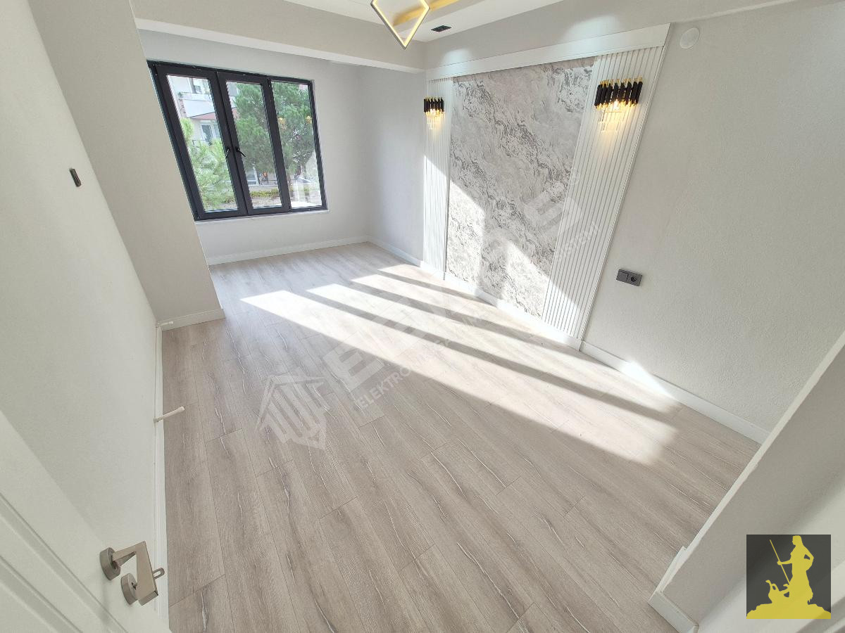 Ön Cephe 2+1 Satılık Daire 90 m² Denize 850 m - 7