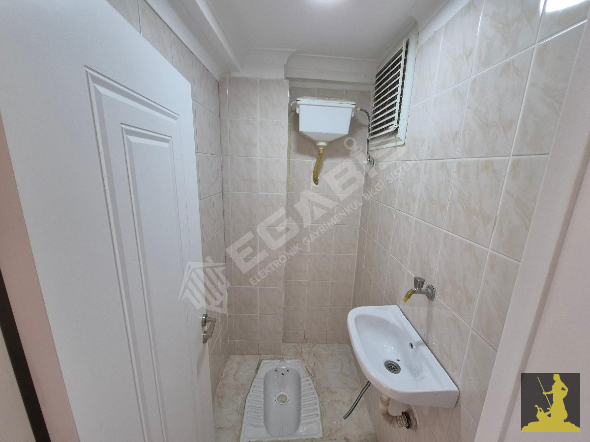 Ön Cephe 2+1 Satılık Daire 90 m² Denize 850 m - 11
