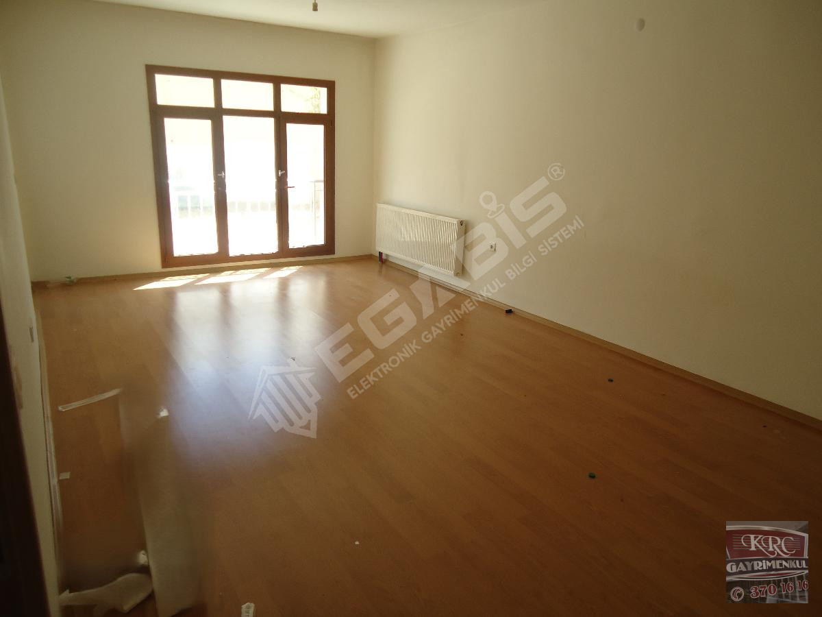 KRC'DEN TOKİ UZUN BLOKLARDA KİRALIK 4+1 DAİRE - 2