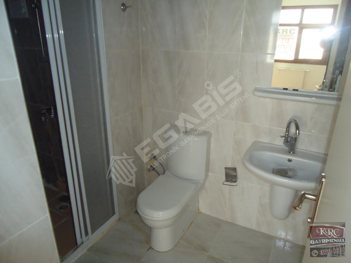 KRC'DEN TOKİ UZUN BLOKLARDA KİRALIK 4+1 DAİRE - 16