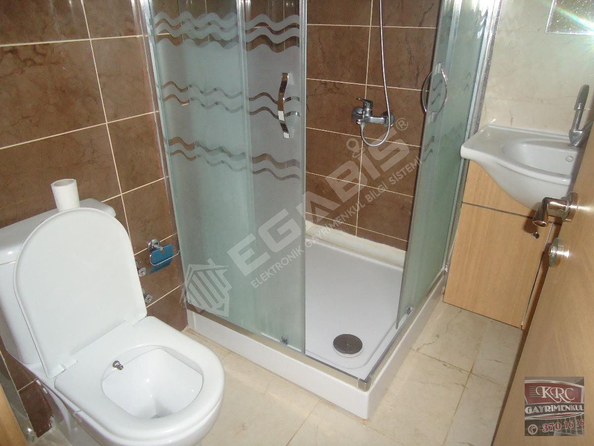 KRC'DEN MANZARALI MERKEZİ KONUMDA KATTA KİRALIK 3+1 DAİRE - 16