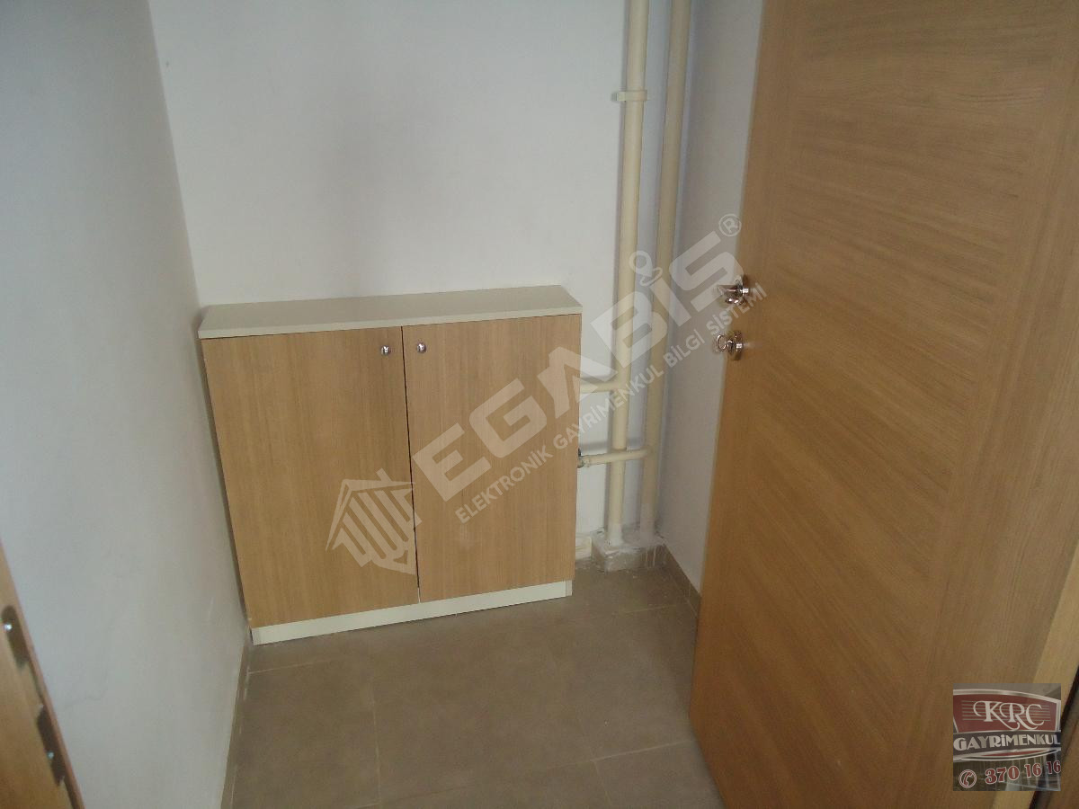 KRC'DEN MANZARALI MERKEZİ KONUMDA KATTA KİRALIK 3+1 DAİRE - 18