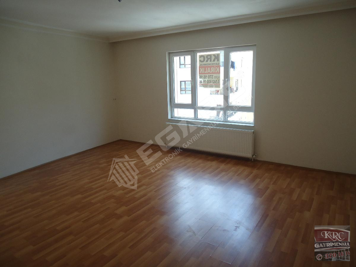 KRC'DEN MERKEZİ KONUMDA KATTA KİRALIK 3+1 DAİRE - 8