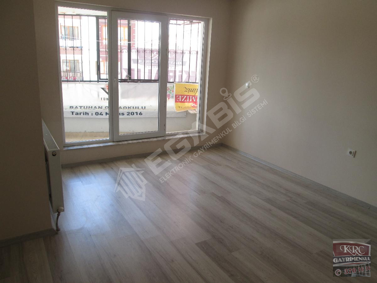 KRC'DEN KARAAĞAÇ MAHALLESİNDE MERKEZİ KONUMDA KİRALIK 3+1 DAİRE - 3