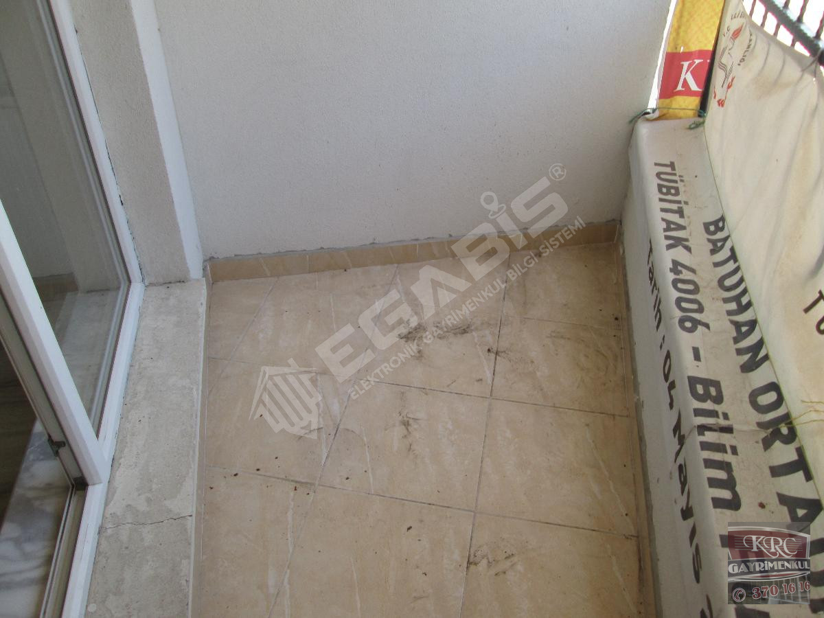 KRC'DEN KARAAĞAÇ MAHALLESİNDE MERKEZİ KONUMDA KİRALIK 3+1 DAİRE - 5