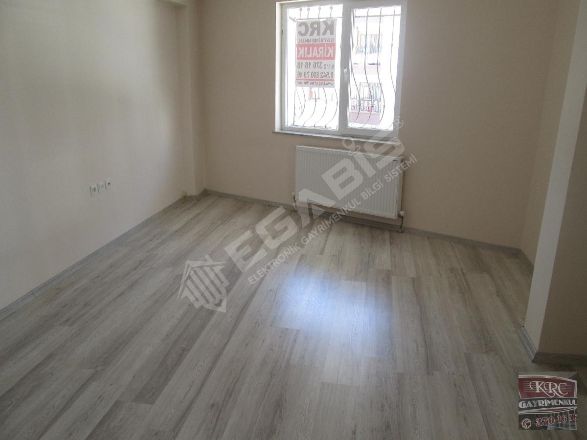 KRC'DEN KARAAĞAÇ MAHALLESİNDE MERKEZİ KONUMDA KİRALIK 3+1 DAİRE - 7