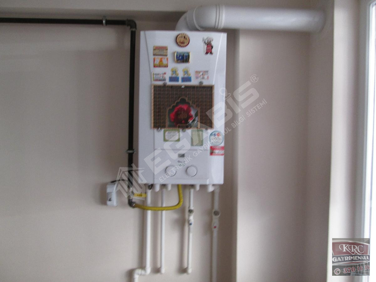 KRC'DEN KARAAĞAÇ MAHALLESİNDE MERKEZİ KONUMDA KİRALIK 3+1 DAİRE - 10