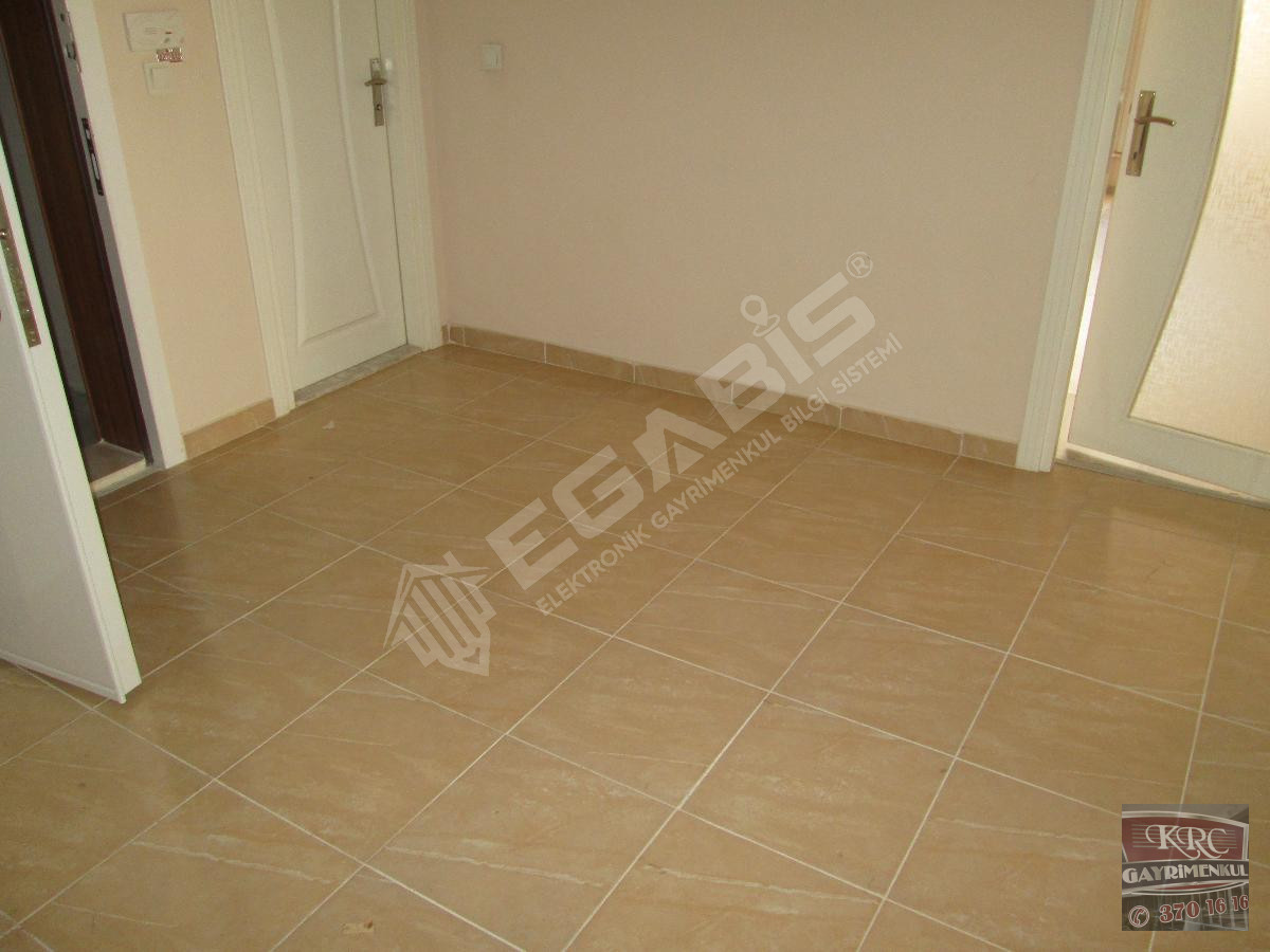 KRC'DEN KARAAĞAÇ MAHALLESİNDE MERKEZİ KONUMDA KİRALIK 3+1 DAİRE - 15