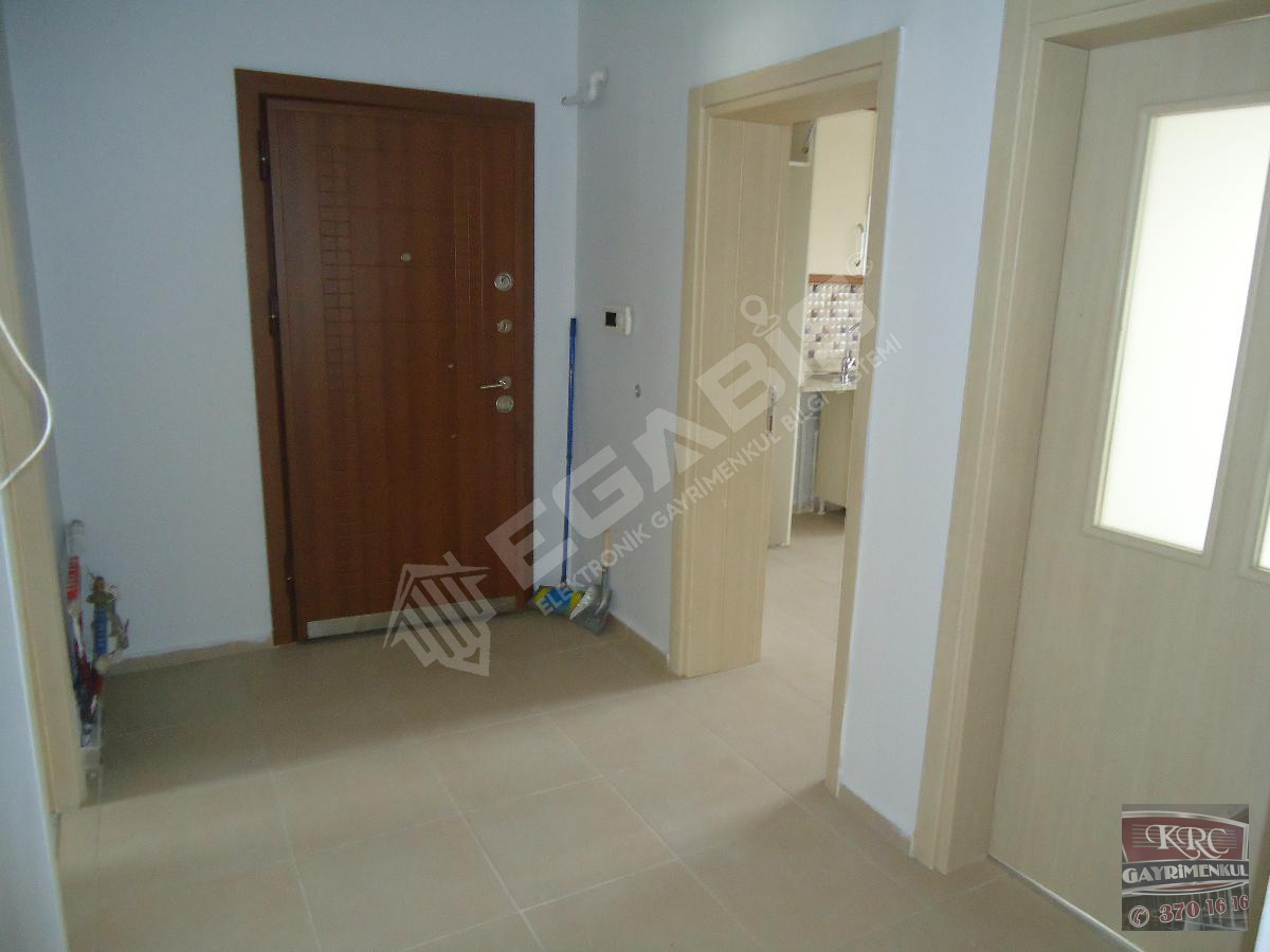 KRC'DEN MERKEZİ KONUMDA MANZARALI KİRALIK 3+1 DAİRE - 7