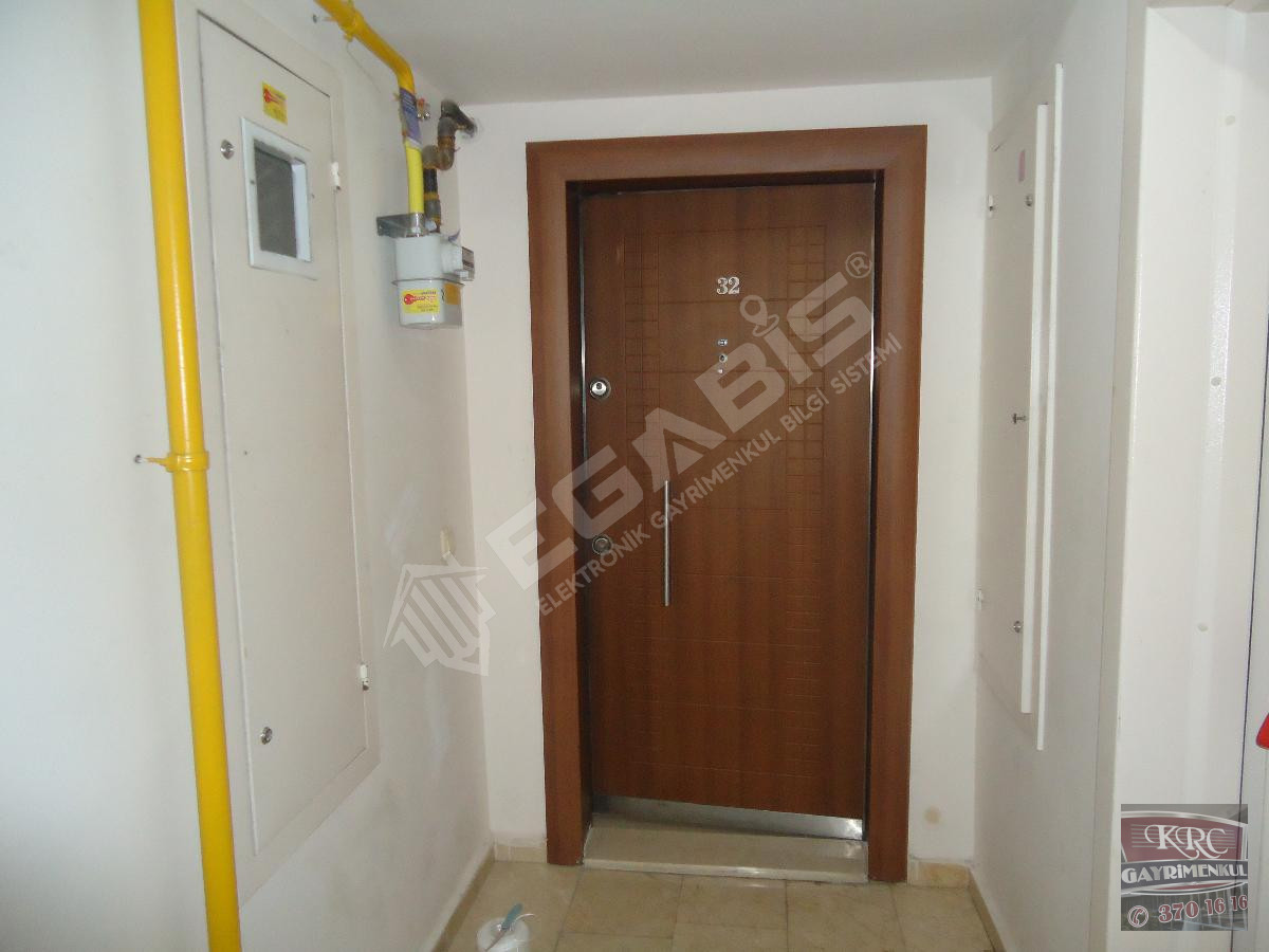 KRC'DEN MERKEZİ KONUMDA MANZARALI KİRALIK 3+1 DAİRE - 18