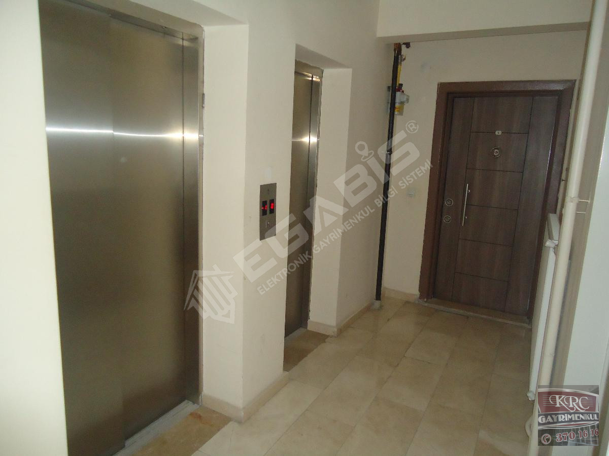 KRC'DEN GÜLSEREN TOKİLERDE KATTA KİRALIK 3+1 DAİRE - 3