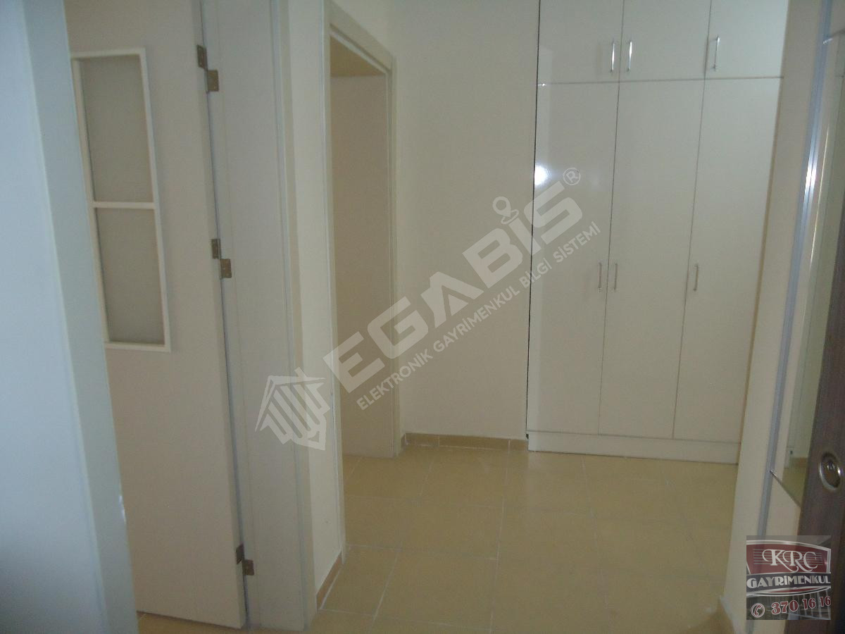 KRC'DEN GÜLSEREN TOKİLERDE KATTA KİRALIK 3+1 DAİRE - 4