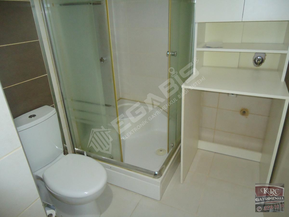 KRC'DEN MERKEZİ KONUMDA ACİLLLL SATILIK 1+1 DAİRE - 17