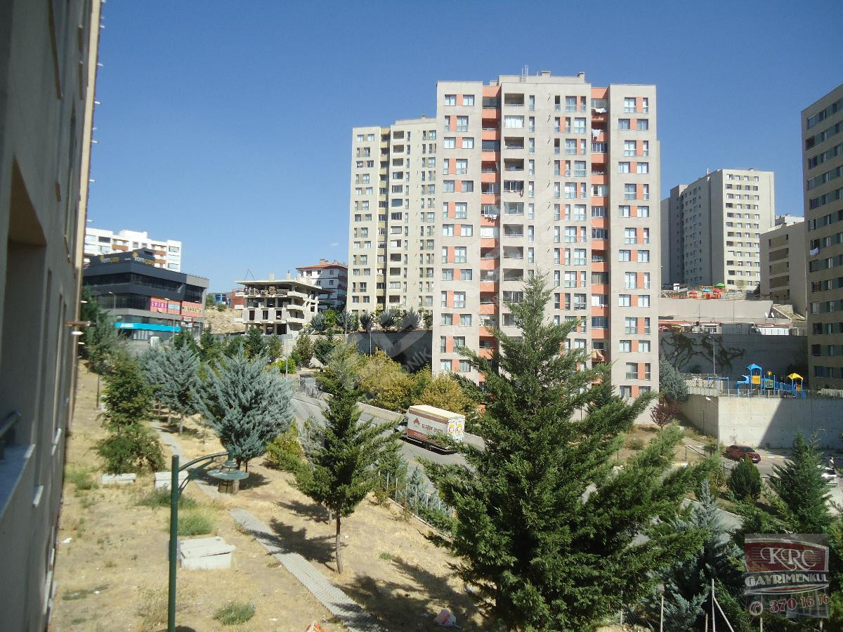 KRC'DEN MERKEZİ KONUMDA ACİLLLL SATILIK 1+1 DAİRE - 26