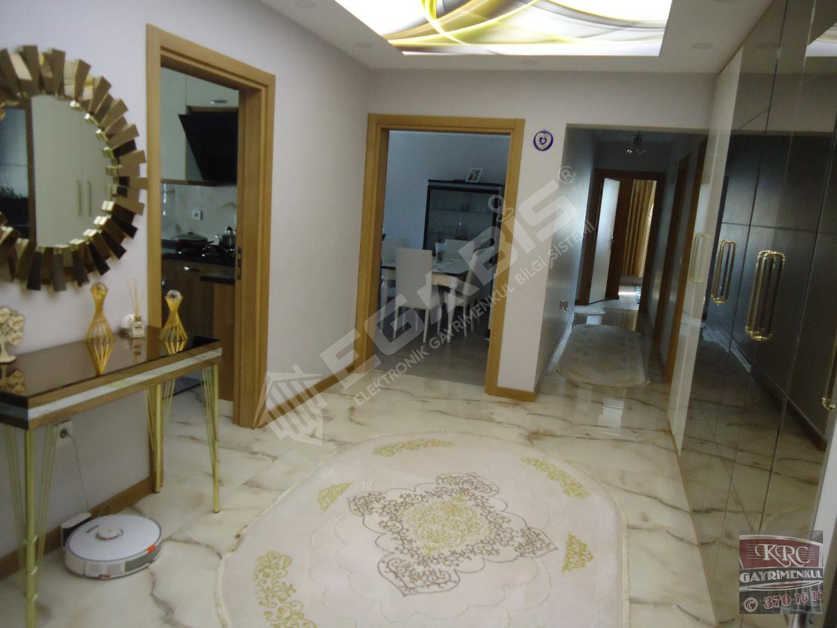 KRC'DEN MANZARALI FULL +FULL YAPILI 4+1 SATILIK DAİRE - 7
