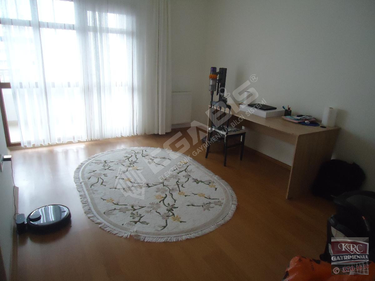 KRC'DEN MANZARALI YAPILI 4+1 SATILIK DAİRE - 9