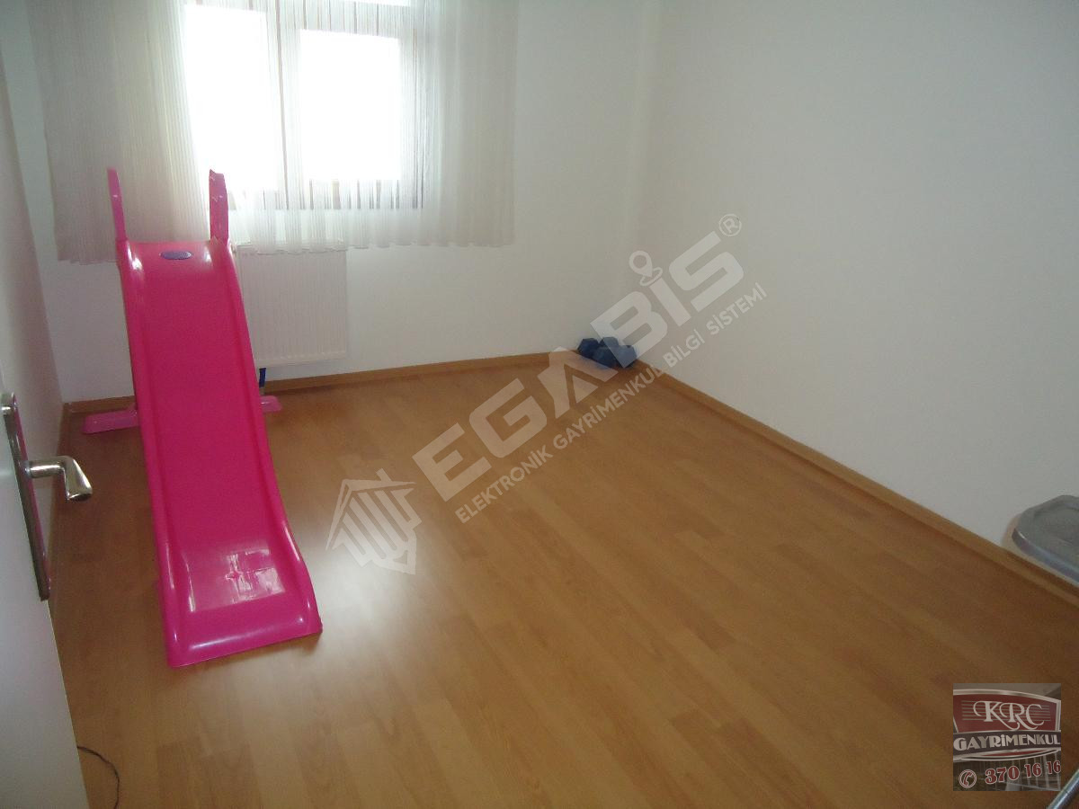 KRC'DEN MANZARALI YAPILI 4+1 SATILIK DAİRE - 16