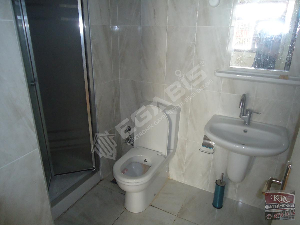 KRC'DEN MERKEZİ KONUMDA KATTA SATILIK 3+1 DAİRE - 12