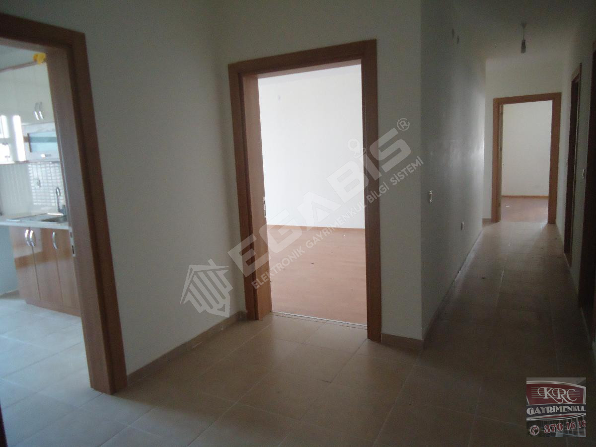 KRC'DEN MERKEZİ KONUMDA KATTA SATILIK 3+1 DAİRE - 19