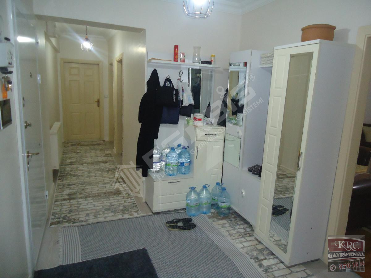 KRC'DEN MERKEZİ KONUMDA SATILIK GİRİŞ 3+1 DAİRE - 3