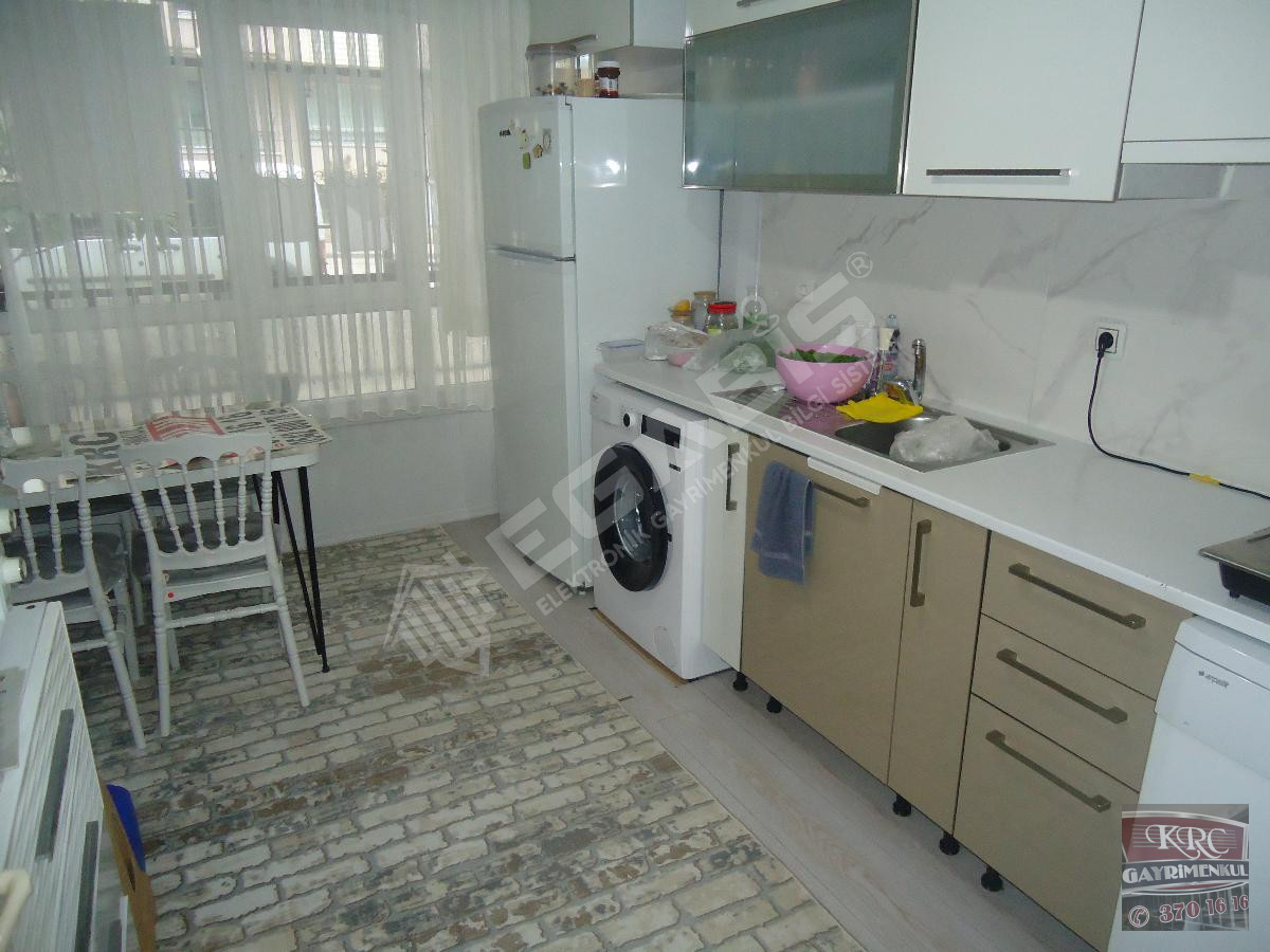 KRC'DEN MERKEZİ KONUMDA SATILIK GİRİŞ 3+1 DAİRE - 5