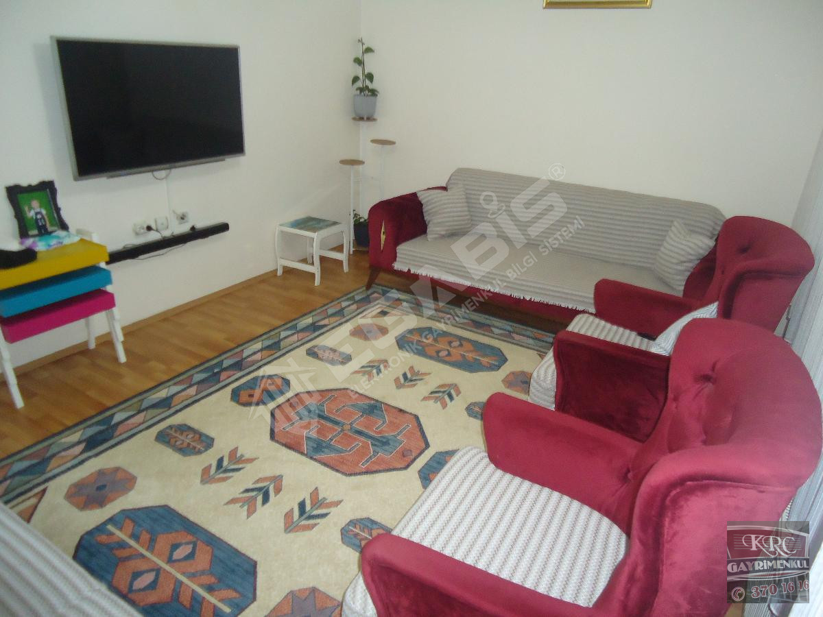 KRC'DEN MERKEZİ KONUMDA SATILIK GİRİŞ 3+1 DAİRE - 8