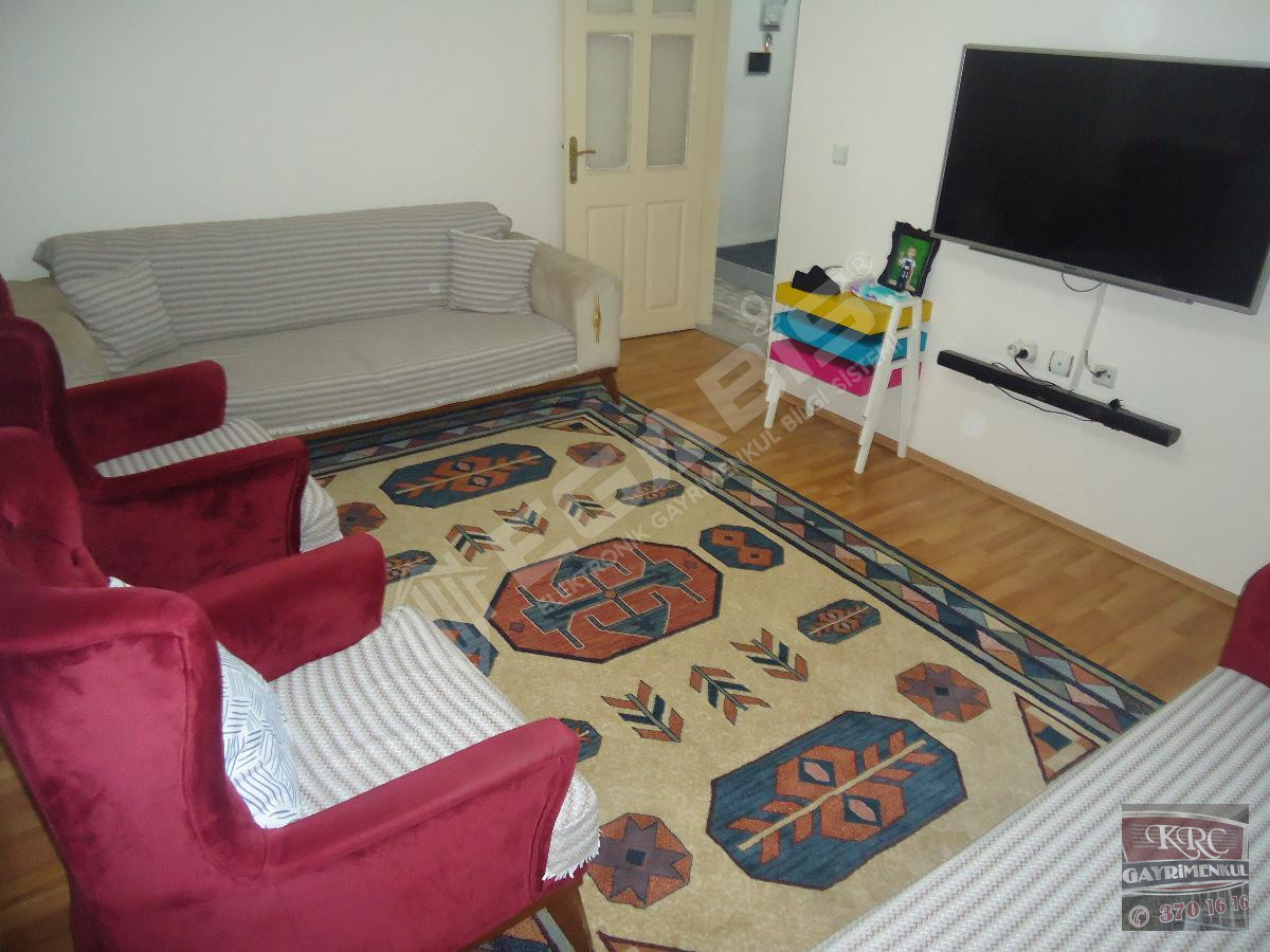 KRC'DEN MERKEZİ KONUMDA SATILIK GİRİŞ 3+1 DAİRE - 16