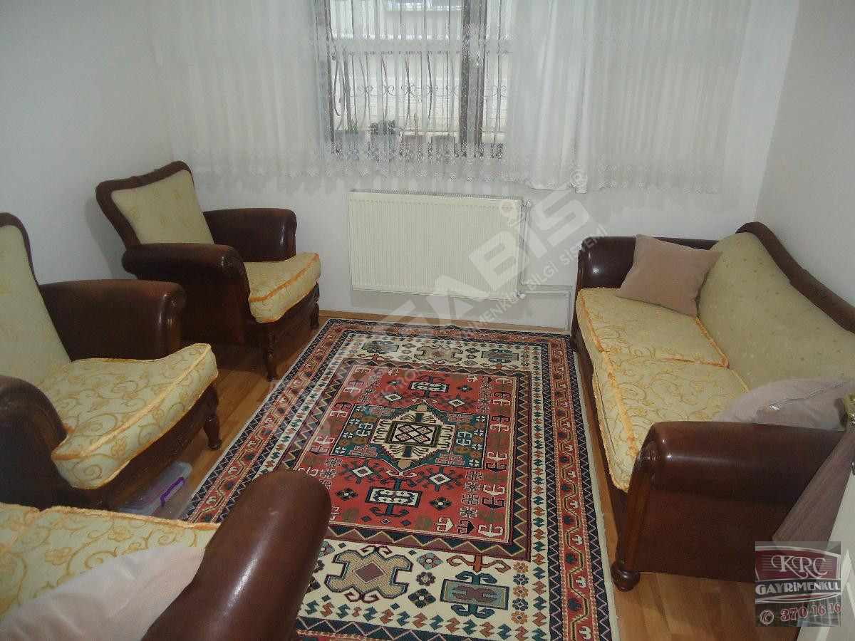 KRC'DEN MERKEZİ KONUMDA SATILIK GİRİŞ 3+1 DAİRE - 17