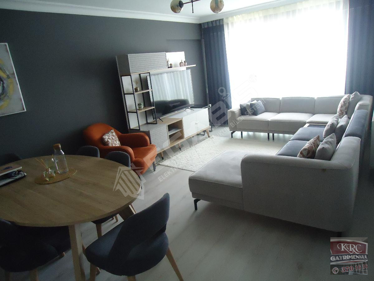 KRC'DEN MERKEZİ KONUMDA ASANSÖRLÜ SATILIK 3+1 DAİRE - 7