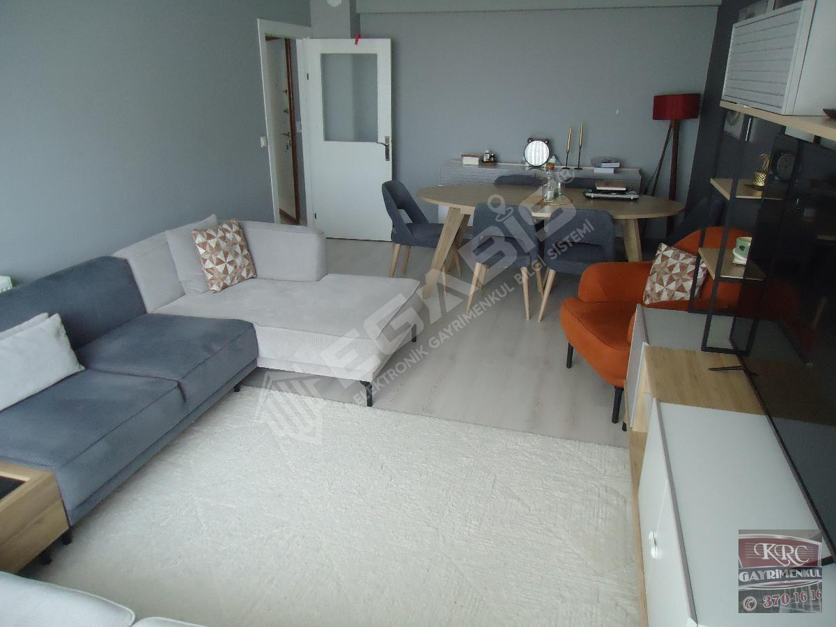 KRC'DEN MERKEZİ KONUMDA ASANSÖRLÜ SATILIK 3+1 DAİRE - 8